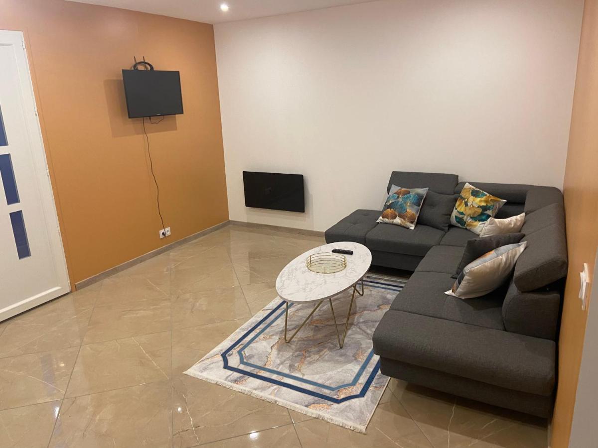 Appartement T3 Dans Une Villa Neuf Drap Kültér fotó