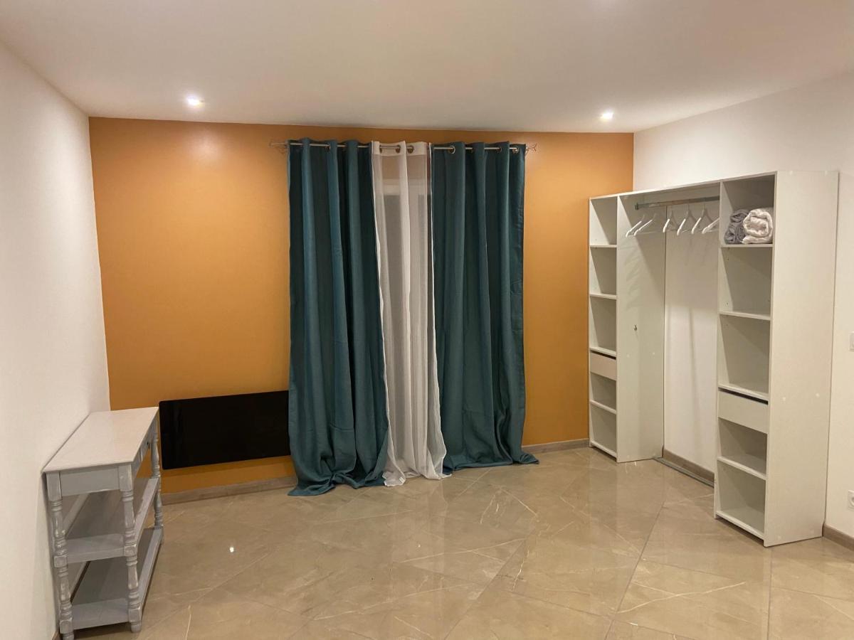 Appartement T3 Dans Une Villa Neuf Drap Kültér fotó